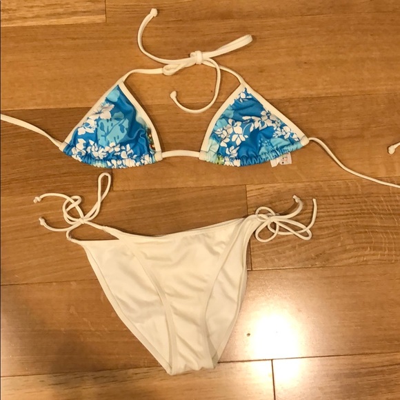 Bikini Set - Blue flowered w Wht Bottom - Size S - Picture 1 of 5